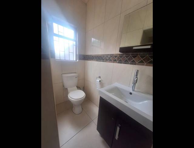 2 BEDROOM PROPERTY TO RENT IN RUYTERWACHT